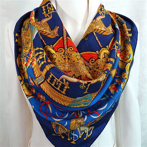 taille foulard hermes|used hermes scarves for sale.